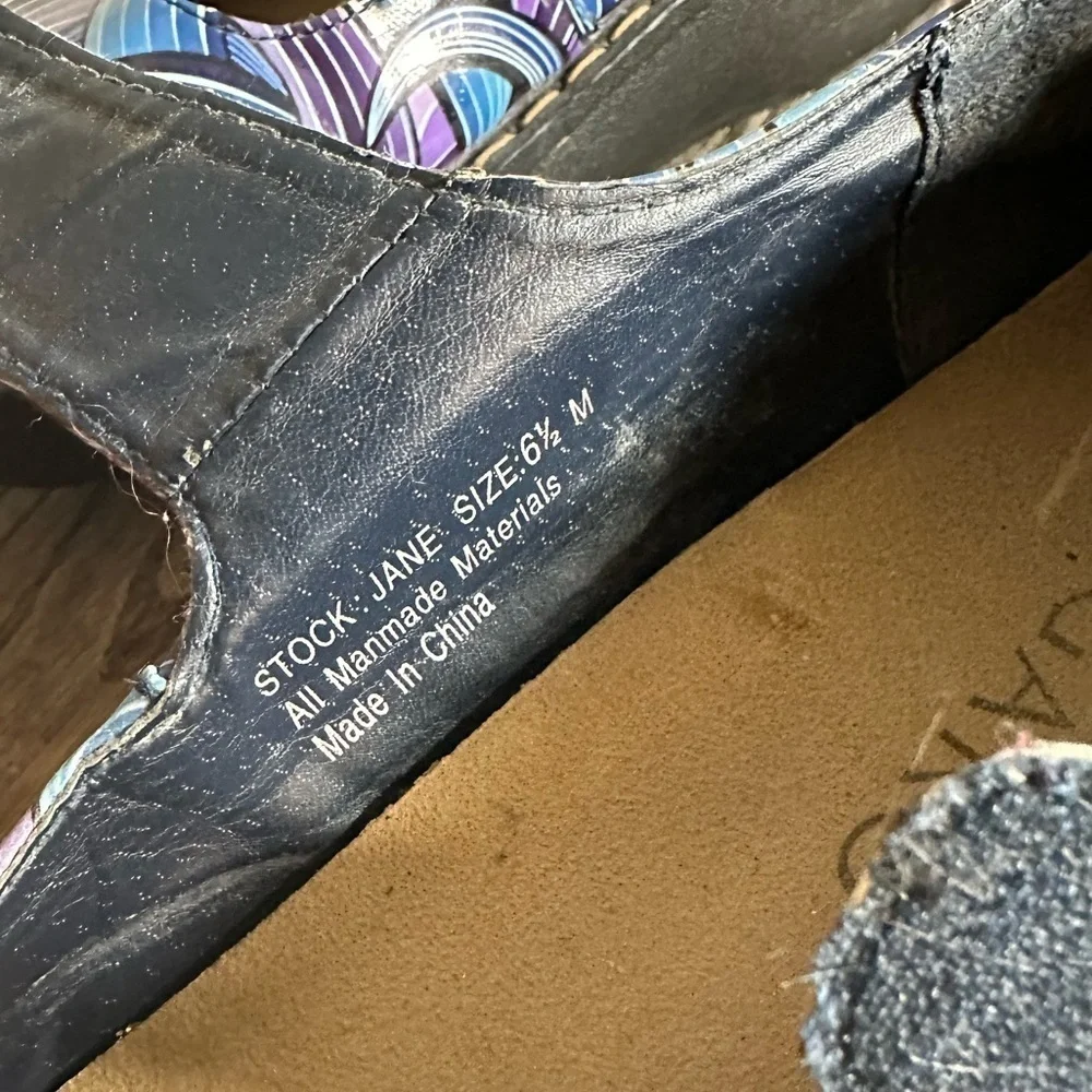 Ingaro Mary Jane Loafers Women's 6.5 Blue Faux Leather psychedelic swirl nurse - Picture 7 of 8